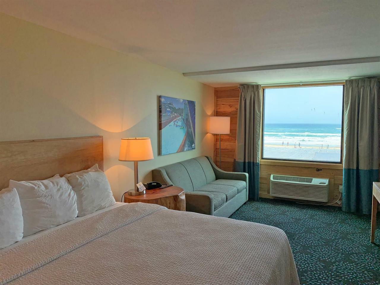 Holiday Inn Resort South Padre Island-Beach Front, An Ihg Hotel Exterior photo